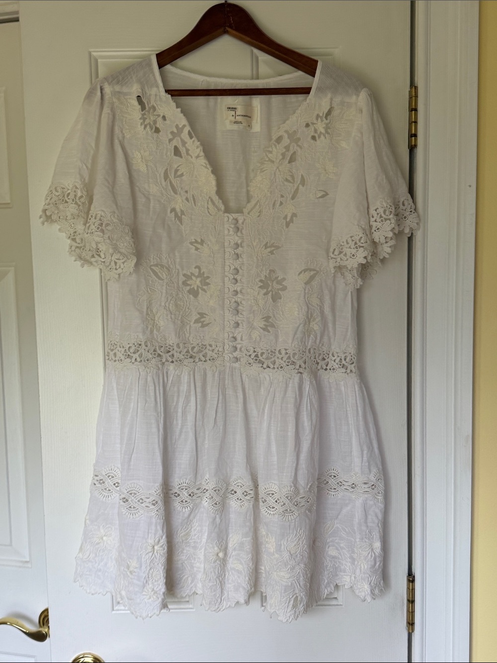 Anthropologie White embroidered v neck lace mini dress XS